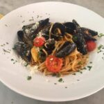 spaghetti cozze e pecorino